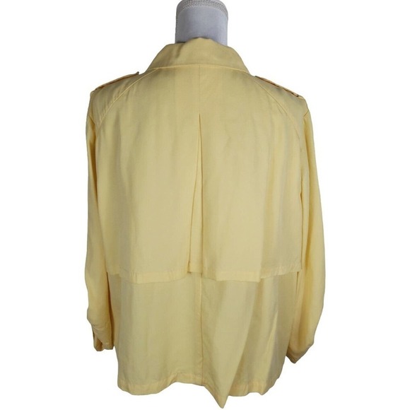 Chico's~Size 3 (XL)~Yellow Unlined Open Front Blazer Collar & Lapels Epaulettess - Picture 12 of 16